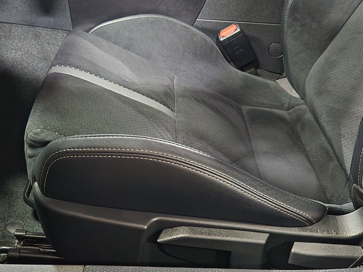 Used 2025 Toyota GR86 Premium RWD image 44