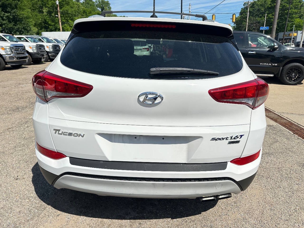 Used 2017 Hyundai Tucson Sport AWD/4WD image 5