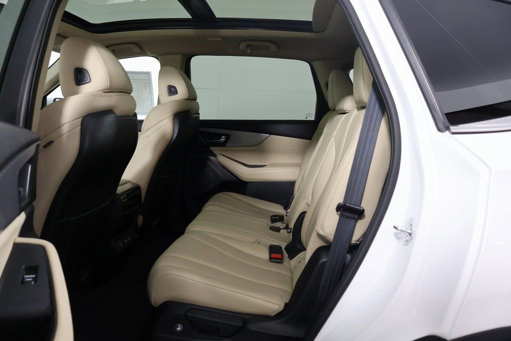 Used 2022 Acura MDX FWD image 11