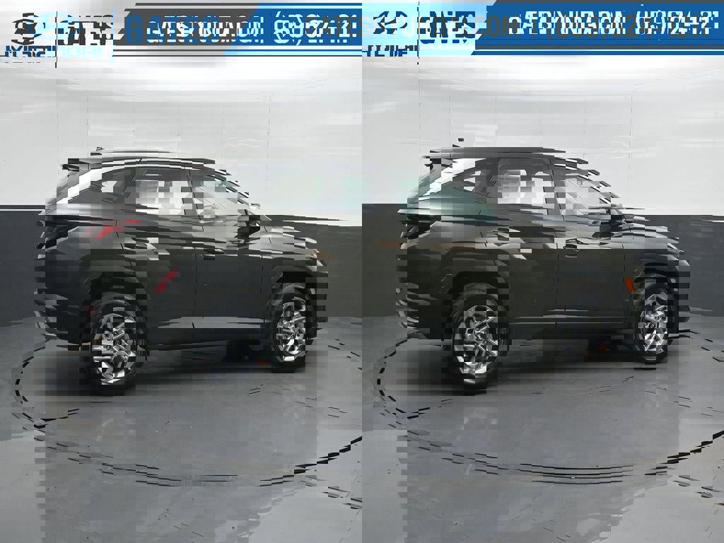 New 2026 Hyundai Tucson SE image 3