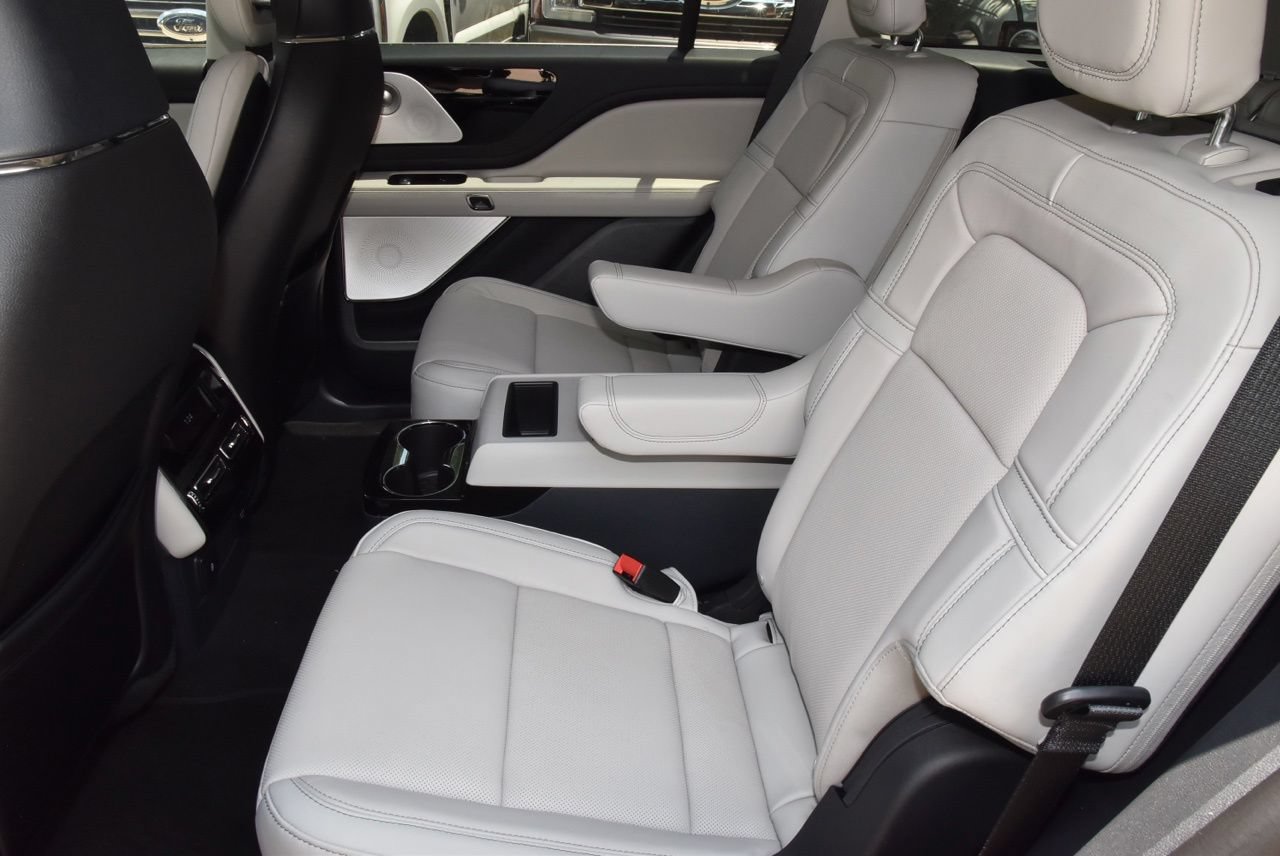 New 2026 Lincoln Aviator Reserve AWD/4WD image 14
