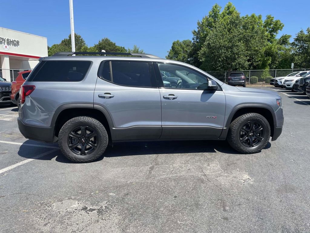 Used 2021 GMC Acadia AT4 w/ Technology Package AWD/4WD image 10
