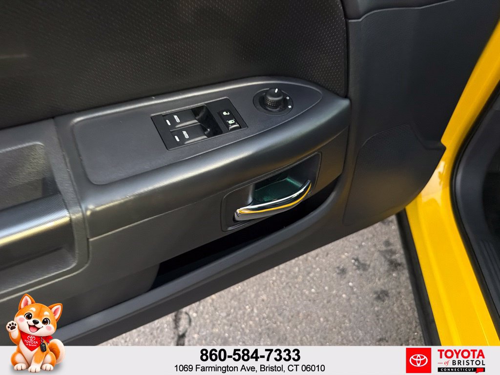 Used 2010 Dodge Challenger R/T RWD image 15