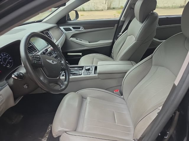 Used 2015 Hyundai Genesis 3.8 w/ Option Group 04 AWD/4WD image 15