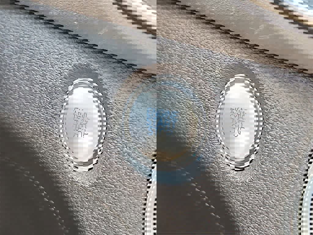 Used 2019 Hyundai Santa Fe SEL w/ Cargo Package image 22