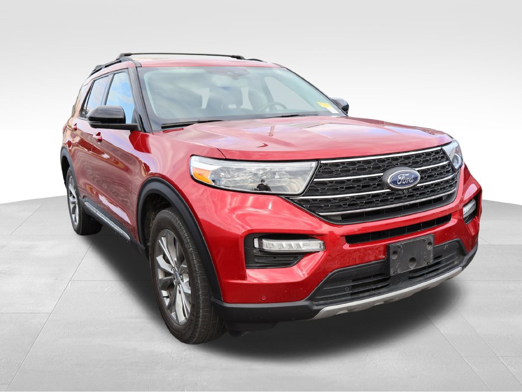 Used 2022 Ford Explorer XLT w/ Equipment Group 202A AWD/4WD image 13