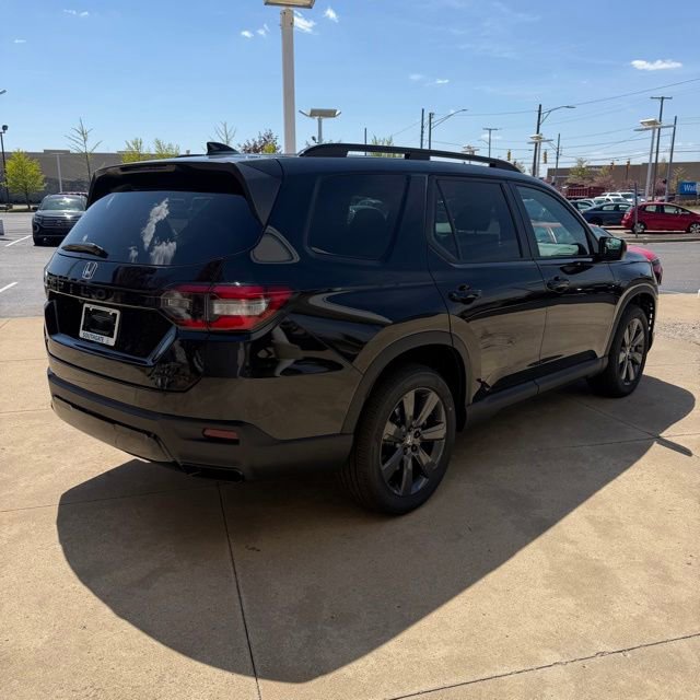 New 2026 Honda Pilot Sport image 5