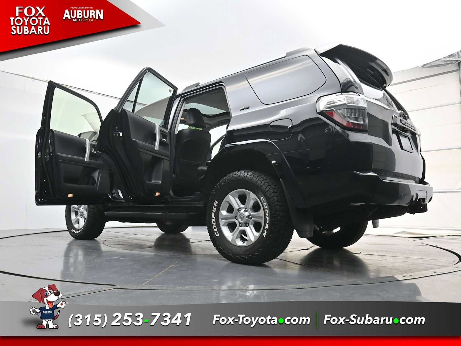 Used 2023 Toyota 4Runner SR5 Premium w/ Moonroof Package AWD/4WD image 34