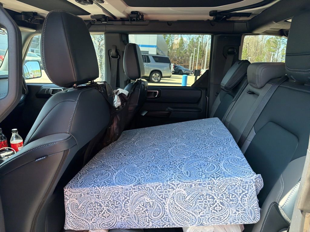 Used 2024 Ford Bronco Outer Banks image 10