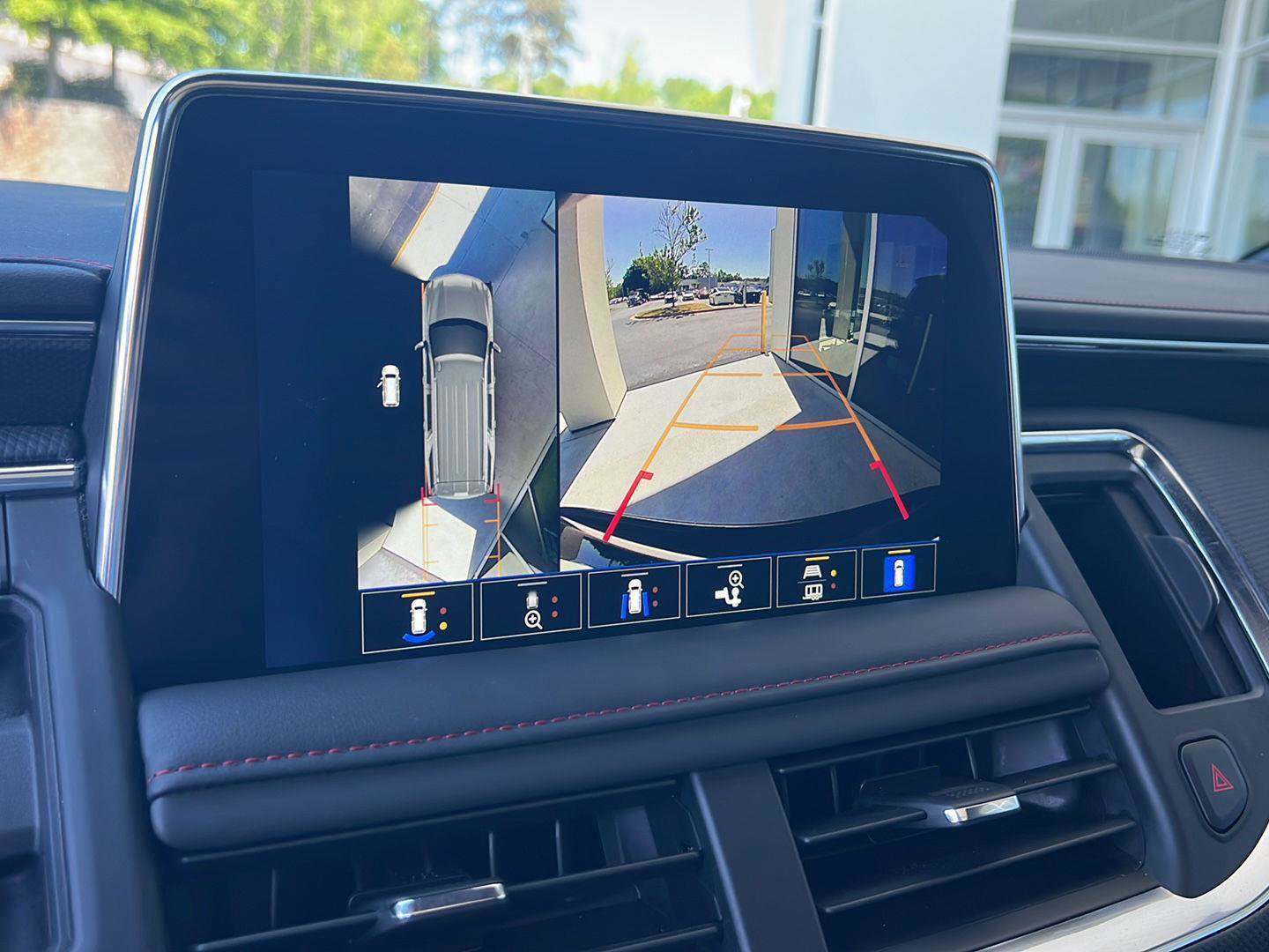 Used 2024 Chevrolet Tahoe RST w/ Luxury Package image 27