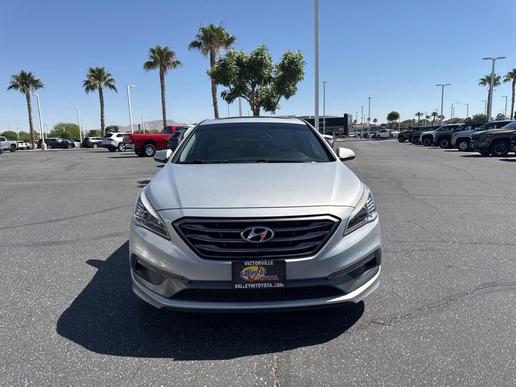 Used 2017 Hyundai Sonata Limited w/ Cargo Package FWD image 3