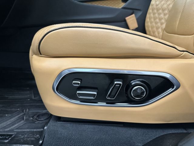 Used 2022 Jeep Grand Cherokee Summit w/ Advanced Protech Group IV image 18