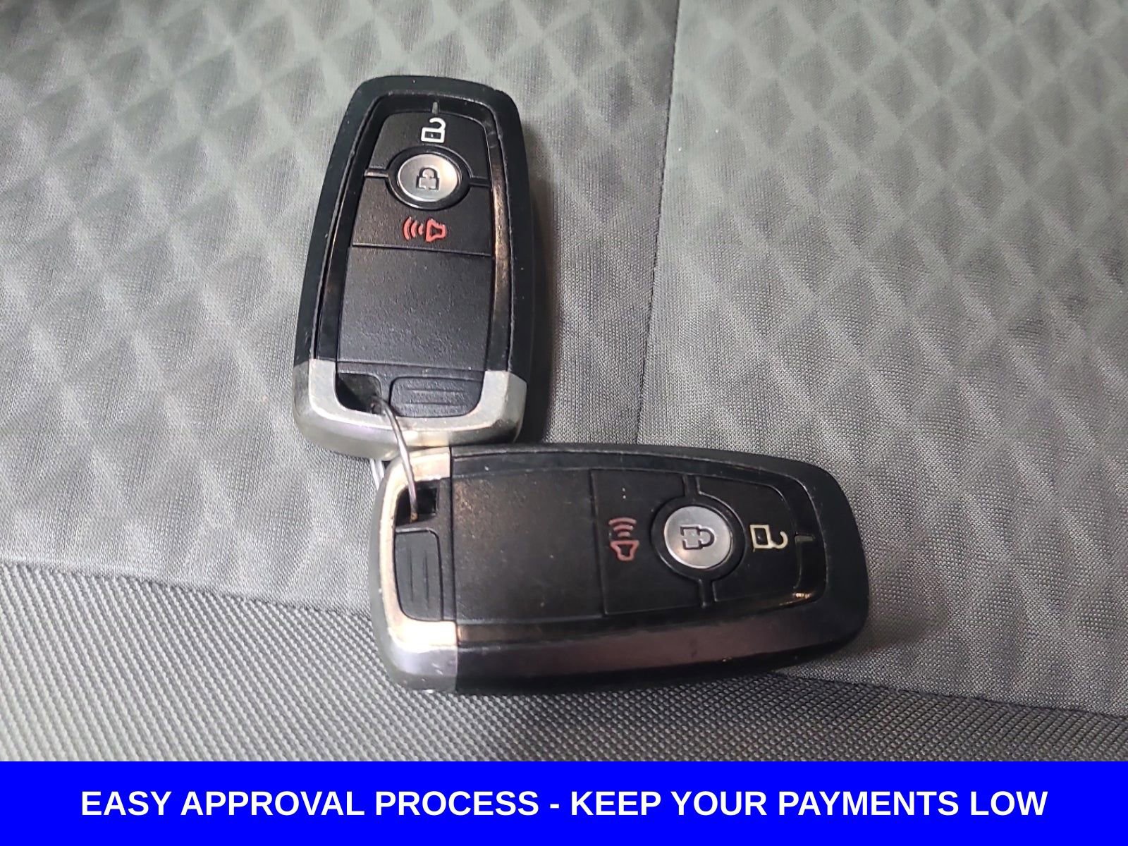 Used 2020 Ford Escape SE image 12