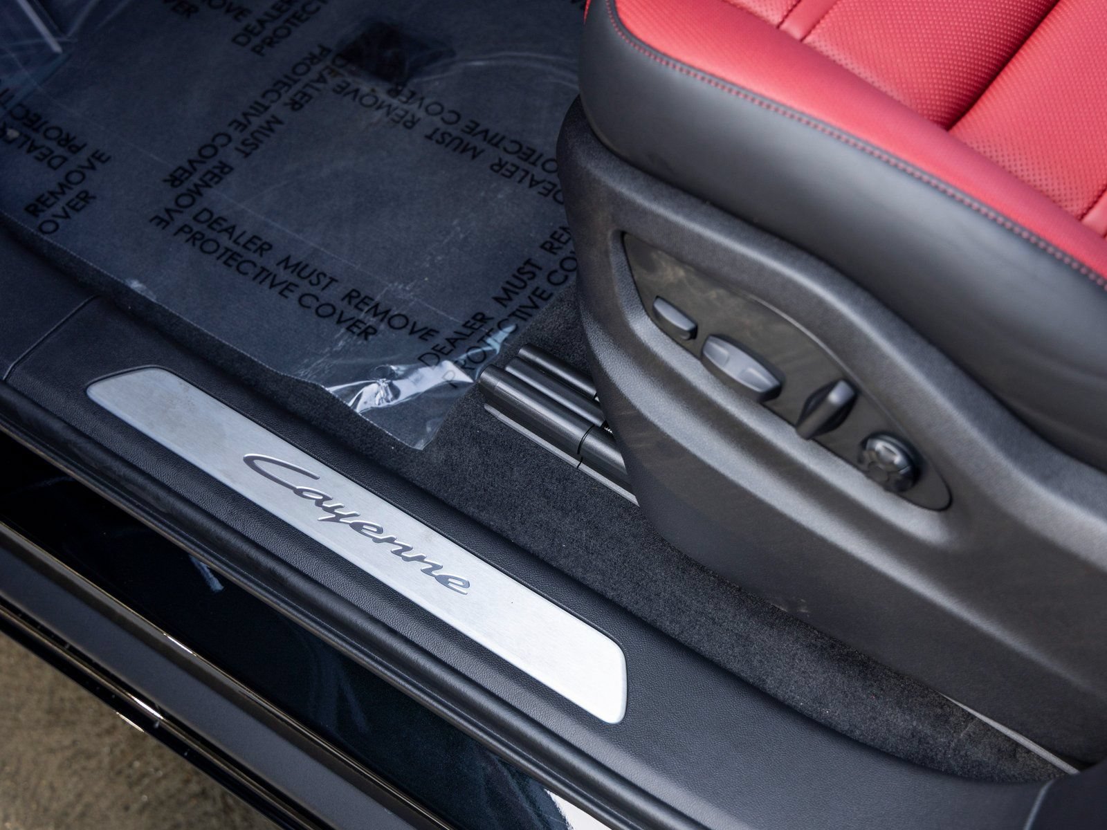 New 2026 Porsche Cayenne E-Hybrid AWD/4WD image 27
