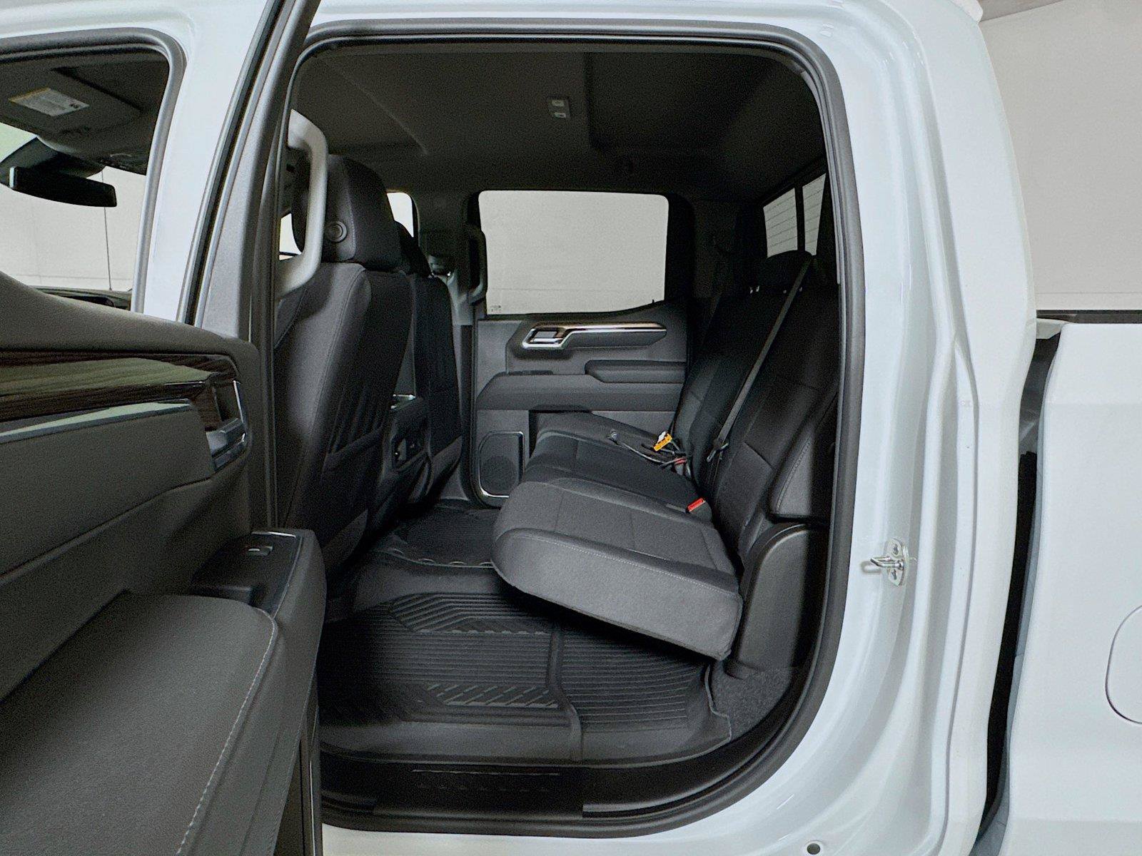 New 2026 Chevrolet Silverado 1500 LT Trail Boss w/ Convenience Package II AWD/4WD image 13