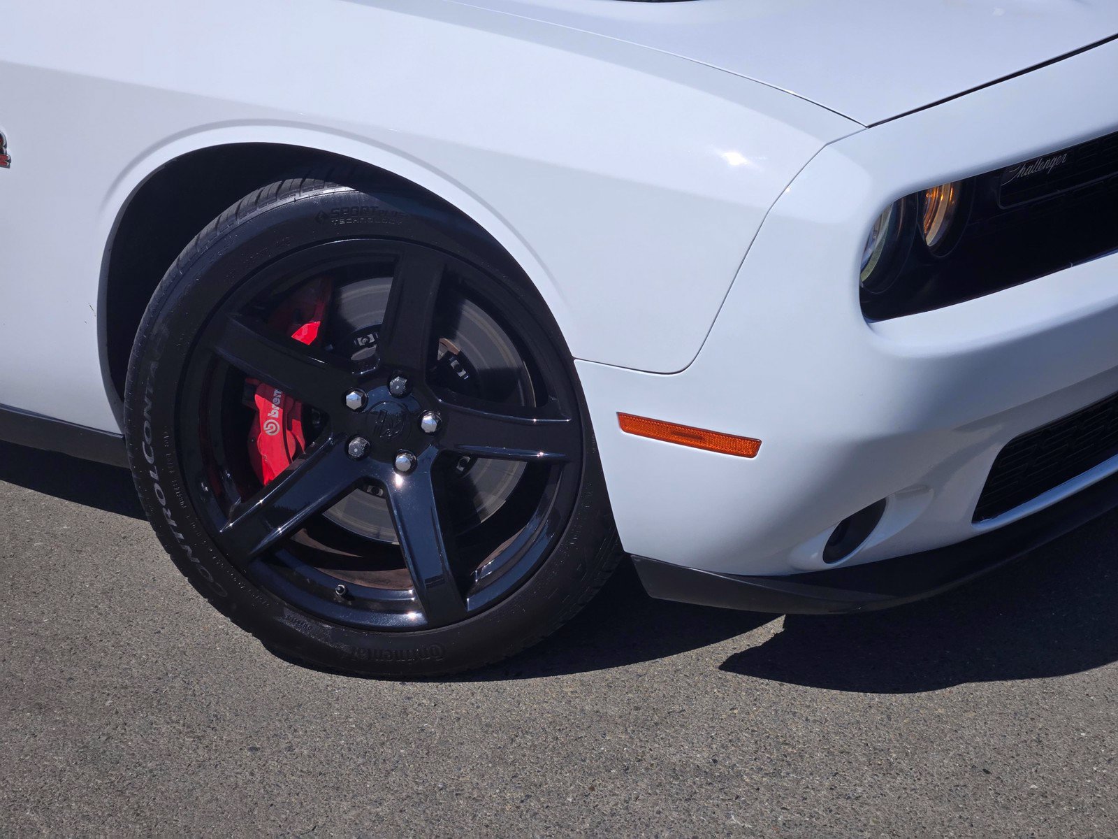 Used 2020 Dodge Challenger R/T Scat Pack w/ Dynamics Package RWD image 9