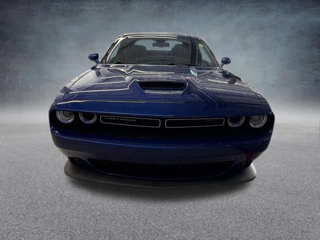 Used 2020 Dodge Challenger R/T RWD image 3