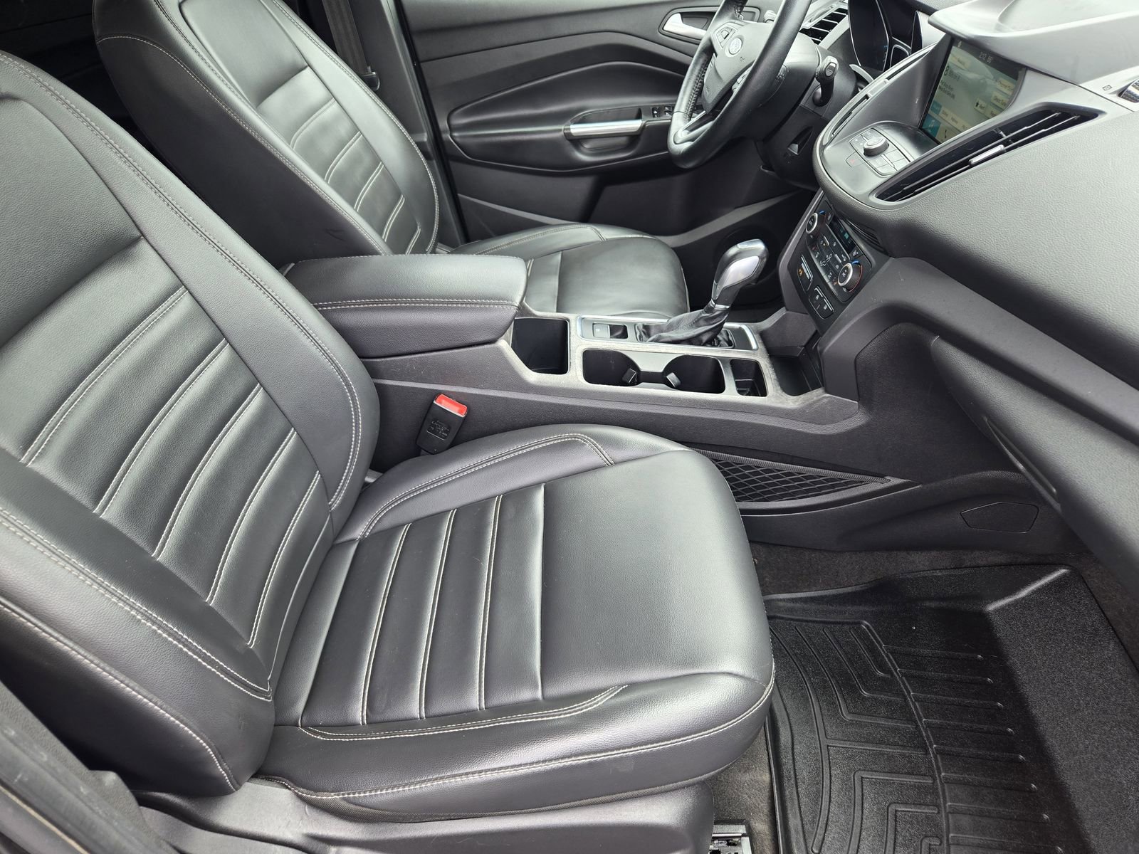 Used 2019 Ford Escape SEL FWD image 14