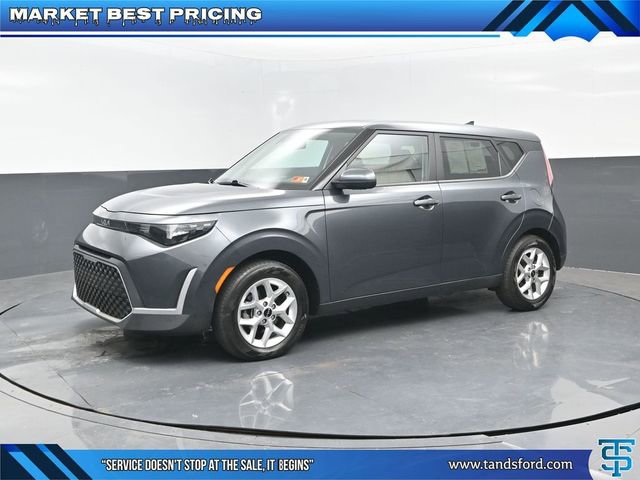 Used 2023 Kia Soul LX w/ LX Technology Package