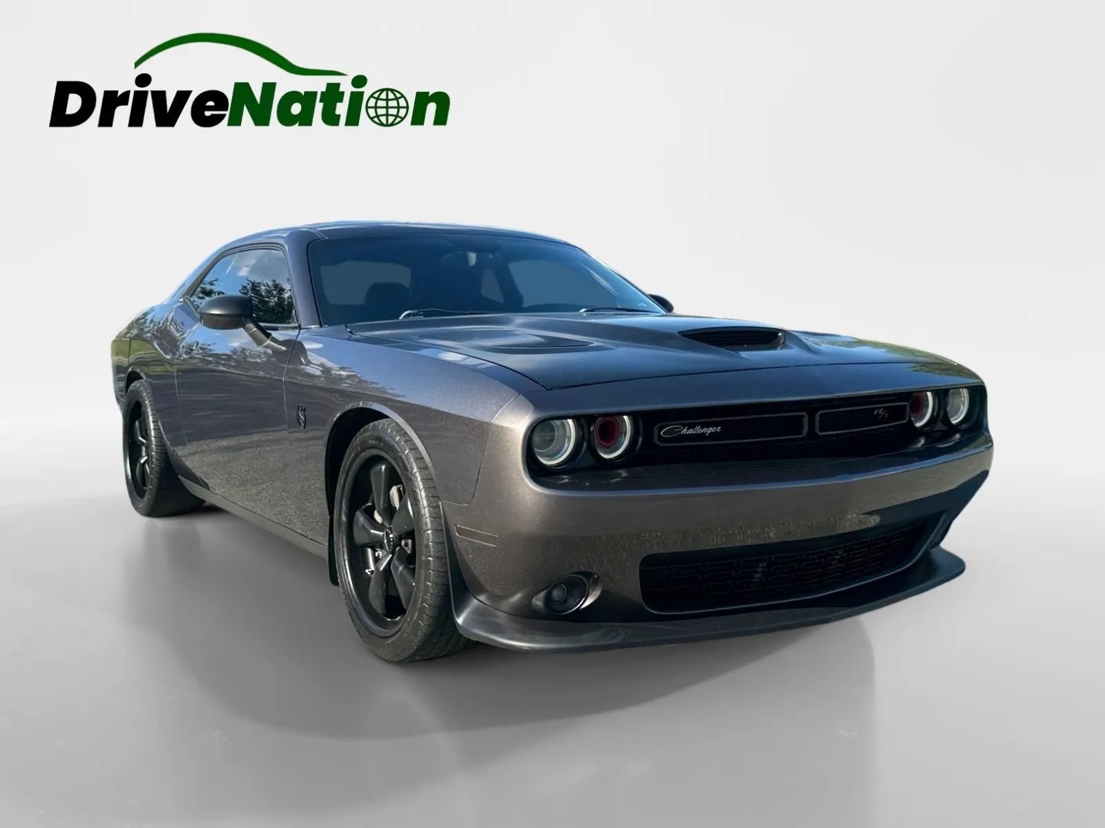 Used 2016 Dodge Challenger R/T Scat Pack RWD image 3