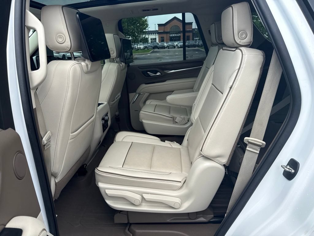 Used 2021 GMC Yukon Denali AWD/4WD image 17