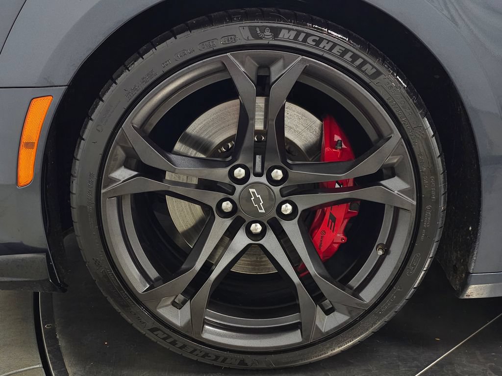 Used 2023 Chevrolet Camaro SS RWD image 11