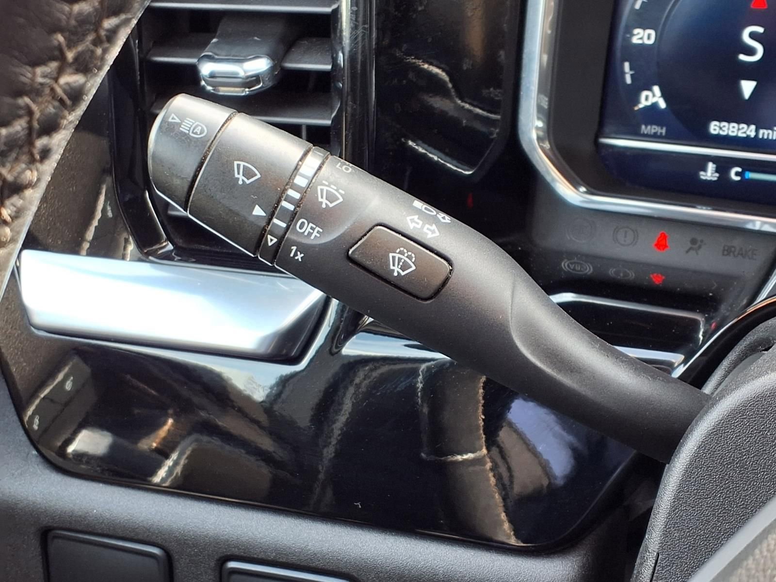 Used 2022 Chevrolet Silverado 1500 LT image 24