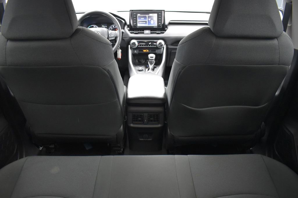 Used 2022 Toyota RAV4 LE AWD/4WD image 26