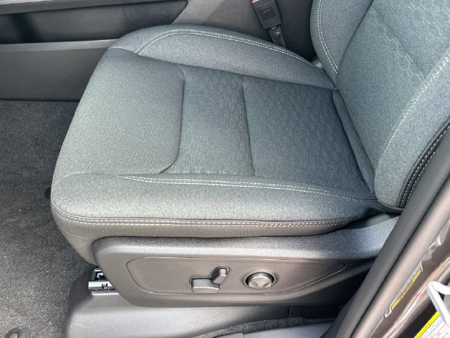 New 2027 RAM 1500 4x4 Crew Cab image 12
