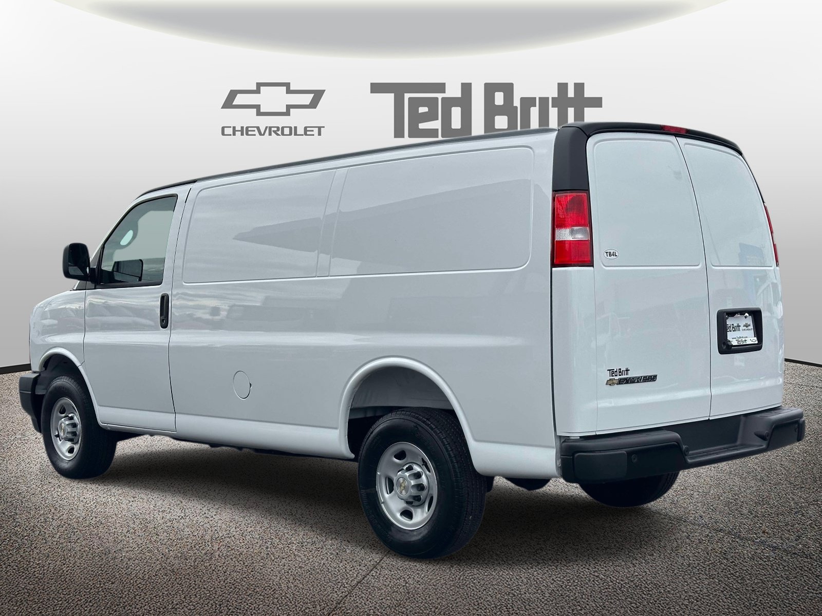 New 2026 Chevrolet Express 2500 w/ Safety Package RWD image 6