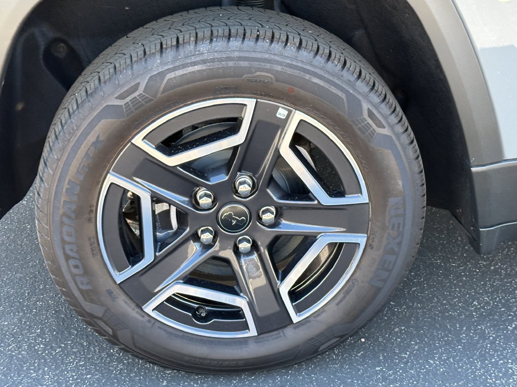 New 2026 Jeep Cherokee Laredo AWD/4WD image 11