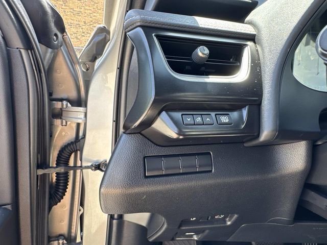 Certified 2020 Lexus UX 250h w/ Premium Package AWD/4WD image 31