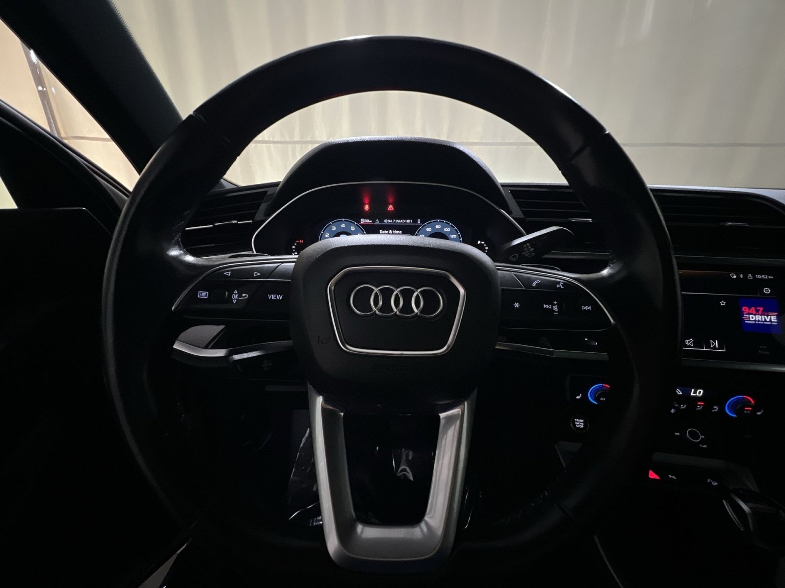 Used 2023 Audi Q3 2.0T Premium AWD/4WD image 23