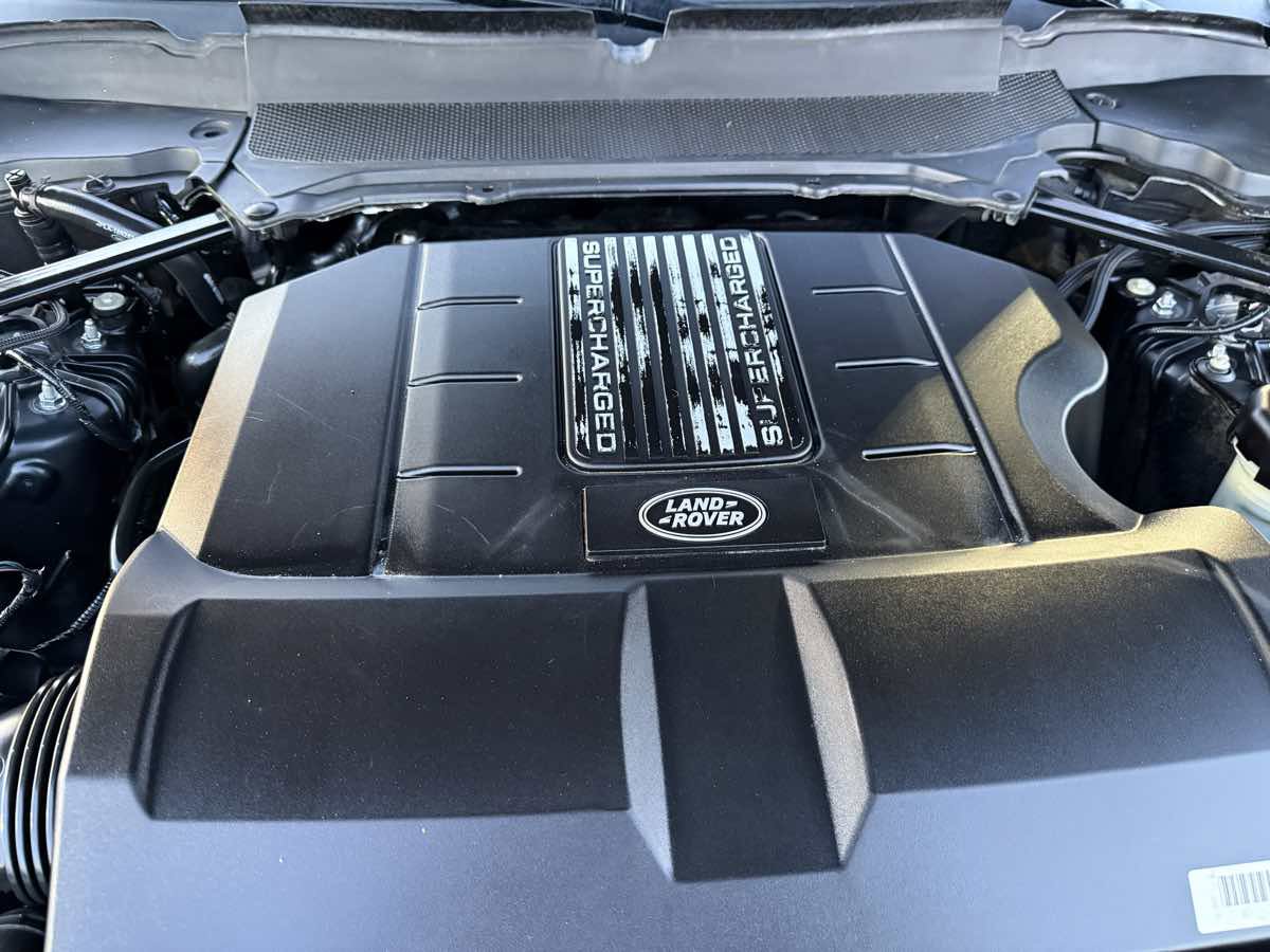 Used 2019 Land Rover Range Rover Long Wheelbase Supercharged image 39