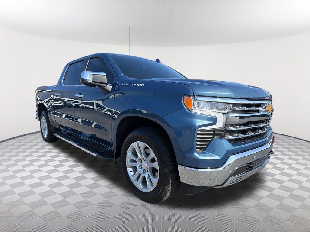 Used 2024 Chevrolet Silverado 1500 LTZ image 3