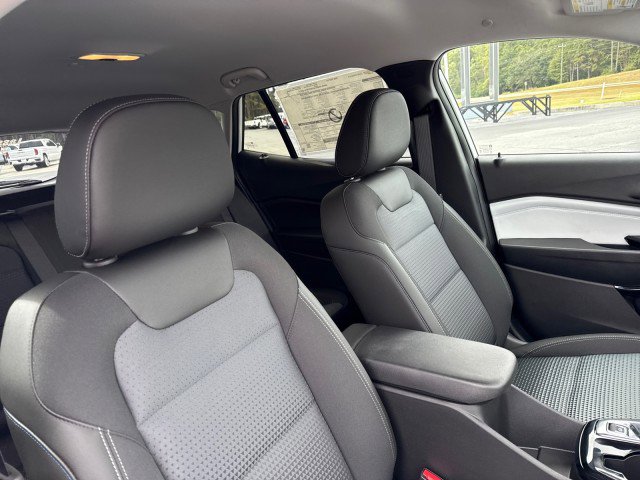 New 2025 Chevrolet Trax LT w/ Driver Confidence Package image 11