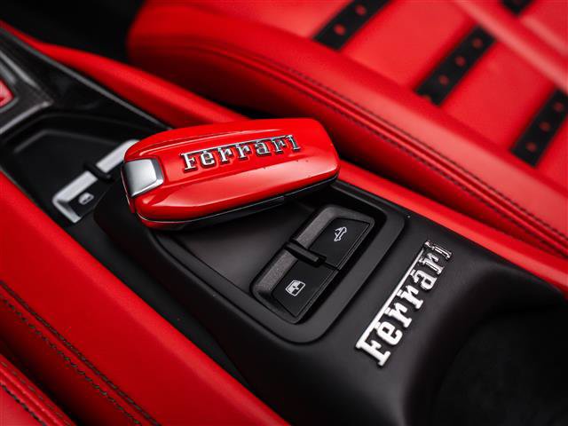 Used 2021 Ferrari F8 Tributo RWD image 40