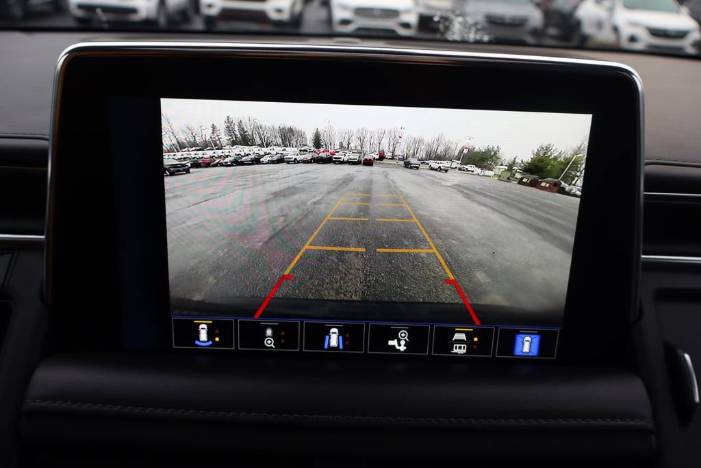 Used 2022 Chevrolet Tahoe Z71 w/ Luxury Package image 10