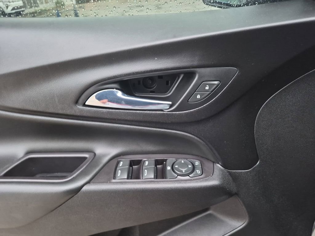 Used 2021 Chevrolet Equinox LT AWD/4WD image 13