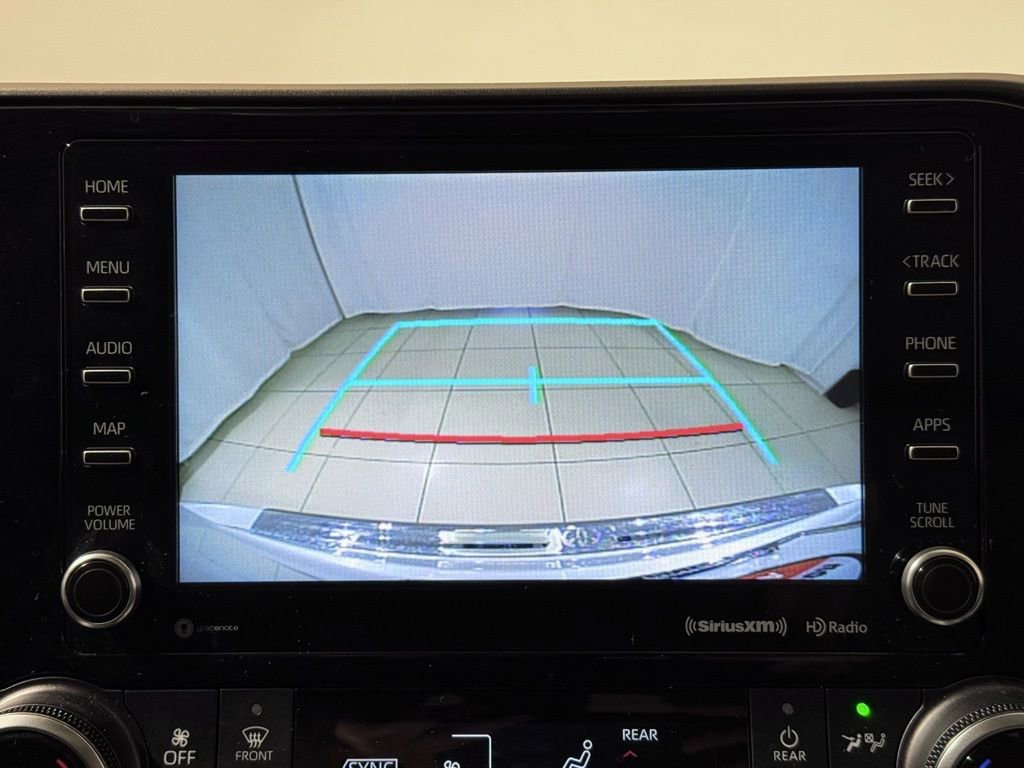 Certified 2022 Toyota Highlander XLE image 30