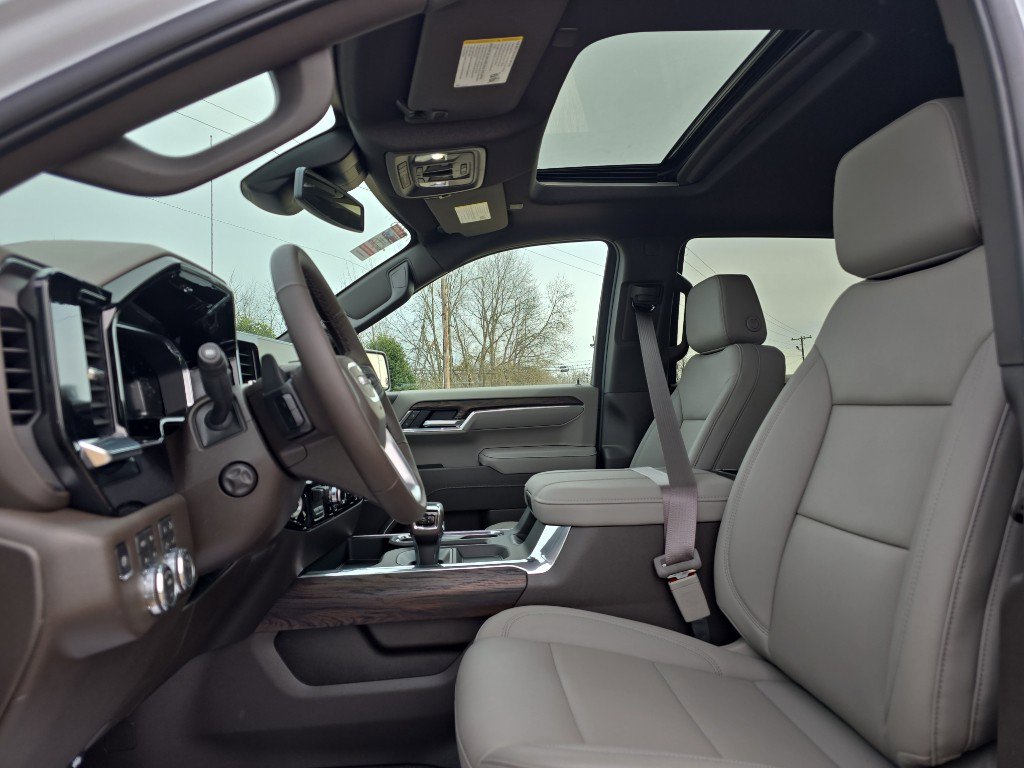 New 2026 GMC Sierra 1500 SLT w/ SLT Premium Plus Package AWD/4WD image 25