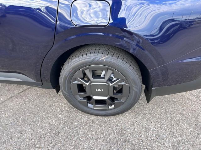 New 2026 Kia Carnival EX FWD image 6