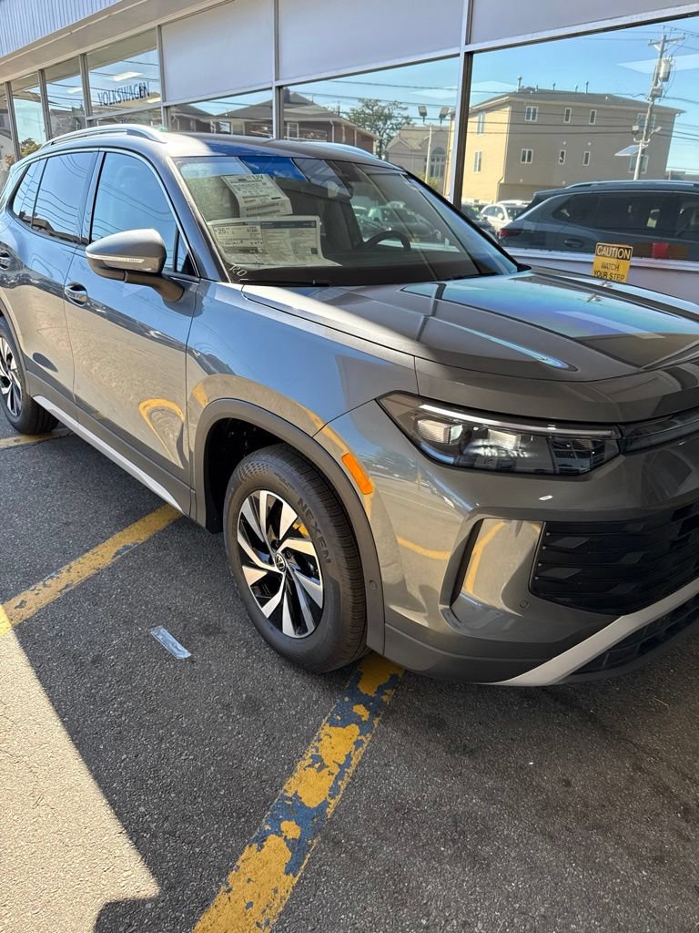 New 2026 Volkswagen Tiguan S AWD/4WD image 4