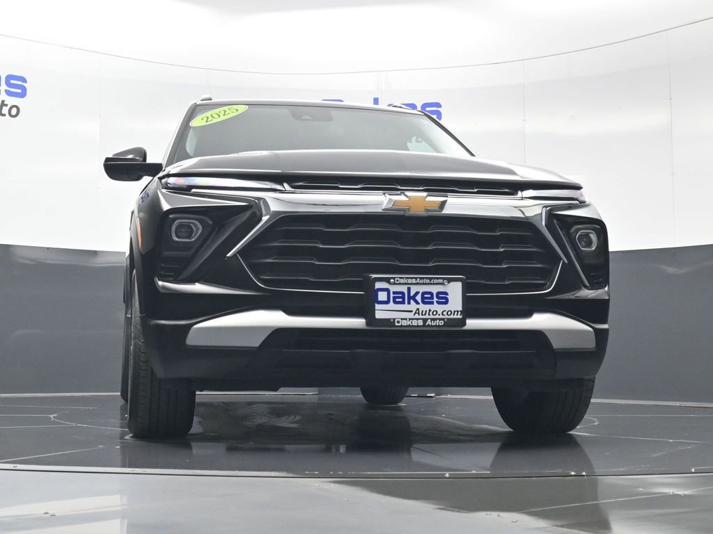 Used 2025 Chevrolet TrailBlazer LT image 38