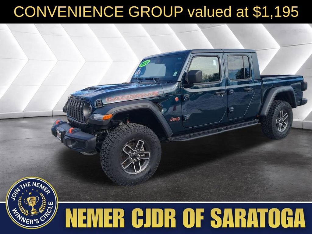 Used 2025 Jeep Gladiator Mojave w/ Convenience Group video 3