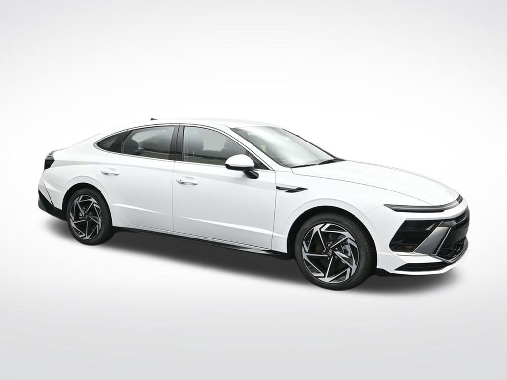 New 2026 Hyundai Sonata SEL FWD image 8