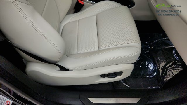 Used 2025 Jaguar F-PACE R-Dynamic S AWD/4WD image 41