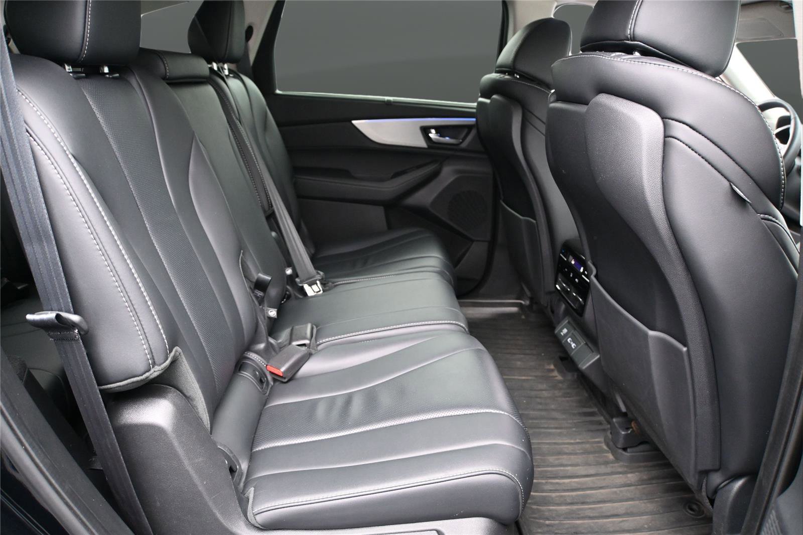Certified 2024 Acura MDX SH-AWD w/ Technology Package image 14