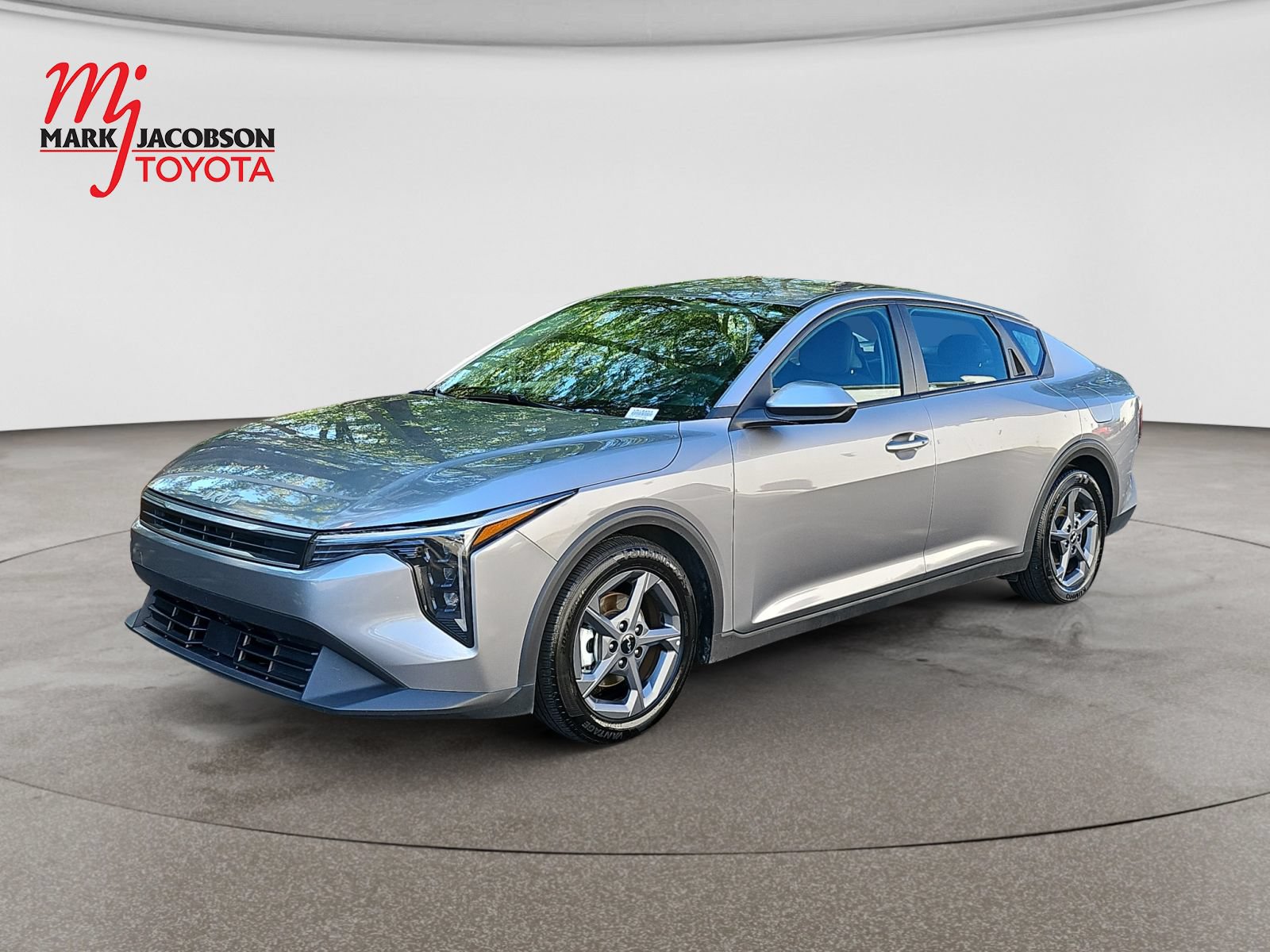 Used 2025 Kia K4 FWD image 1