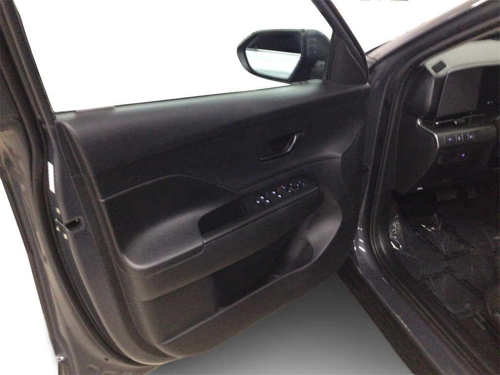 Used 2024 Hyundai Kona SEL w/ Convenience Package image 20